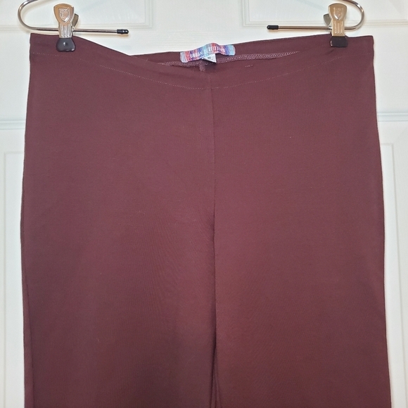 Urban Outfitters Women’s Flare Burgundy Leggings Pants Size M - Picture 2 of 9